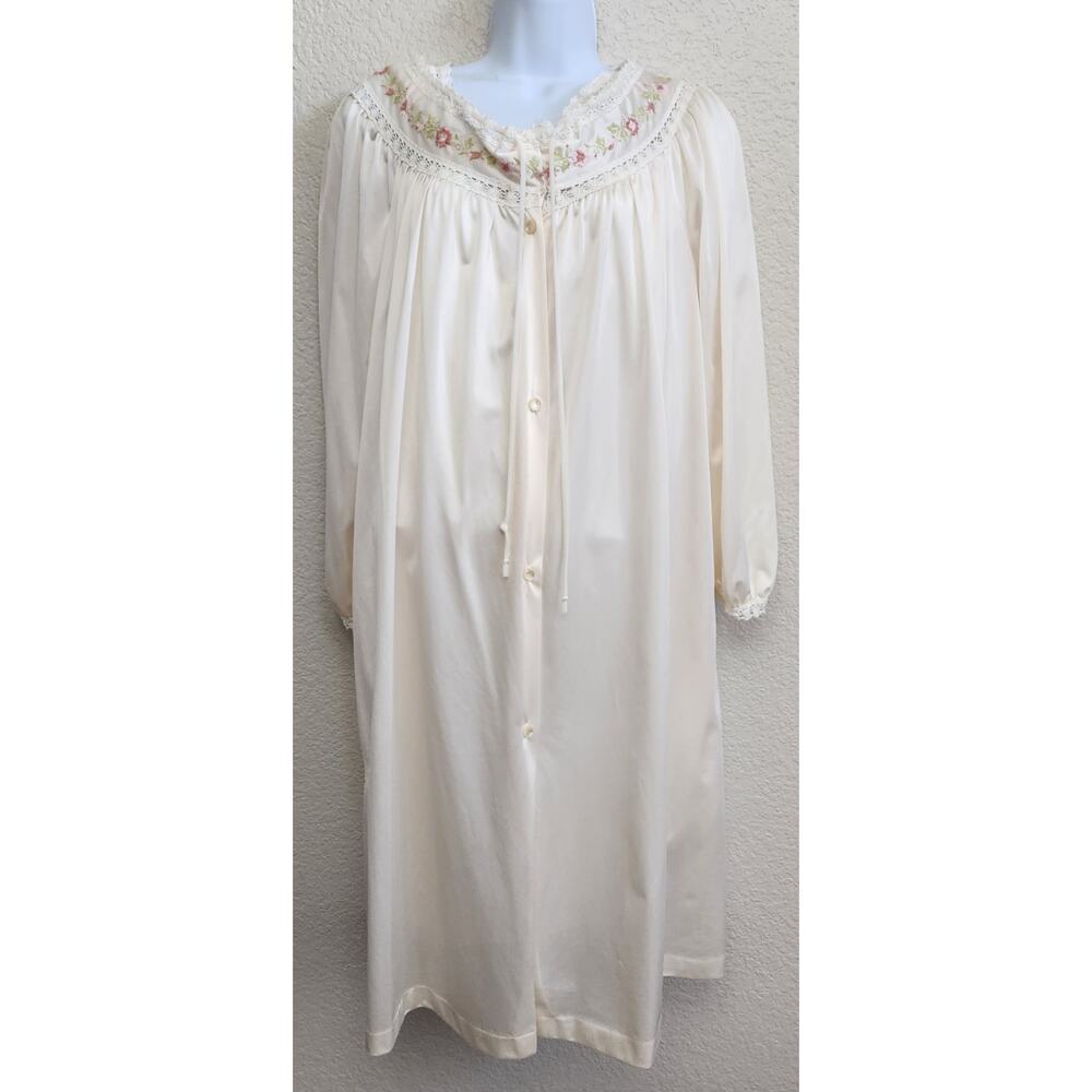 Vintage Cream Embroidered 2 Piece Nightgown & Robe Set Medium Lightweight Soft